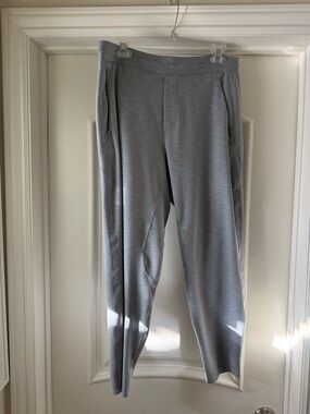 lululemon athletica Men's Light Gray Jogger Sweatpants